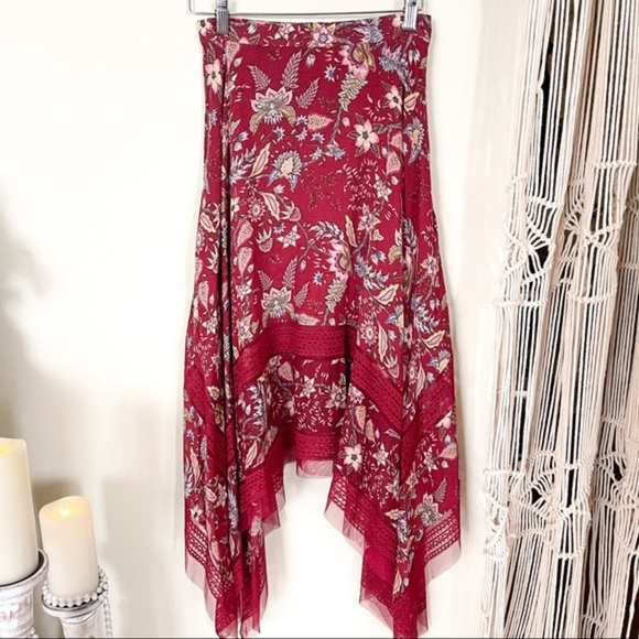 NWT BCBGMaxAzria Gypsy Red Floral High Low Flowy Skirt - Picture 3 of 12